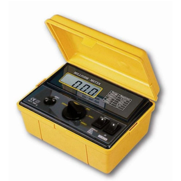 mo-2001.jpg